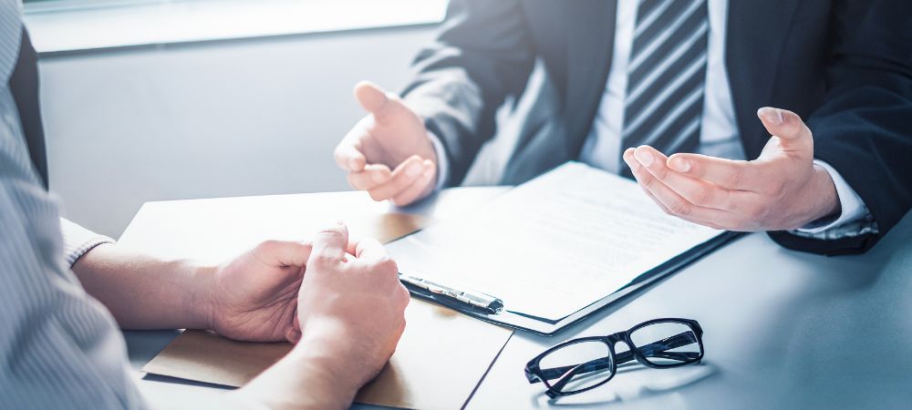 Oproepkracht weigert vaste uren: toch loon vorderen via rechtsvermoeden?