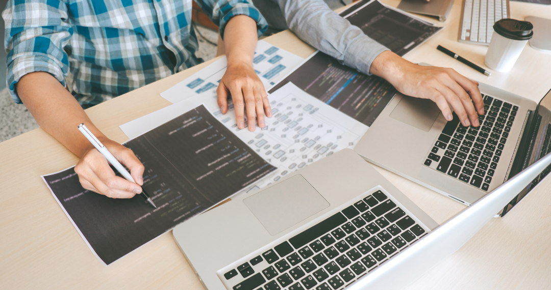 Maatwerksoftware laten ontwikkelen? Denk aan de volgende juridische aandachtspunten!!